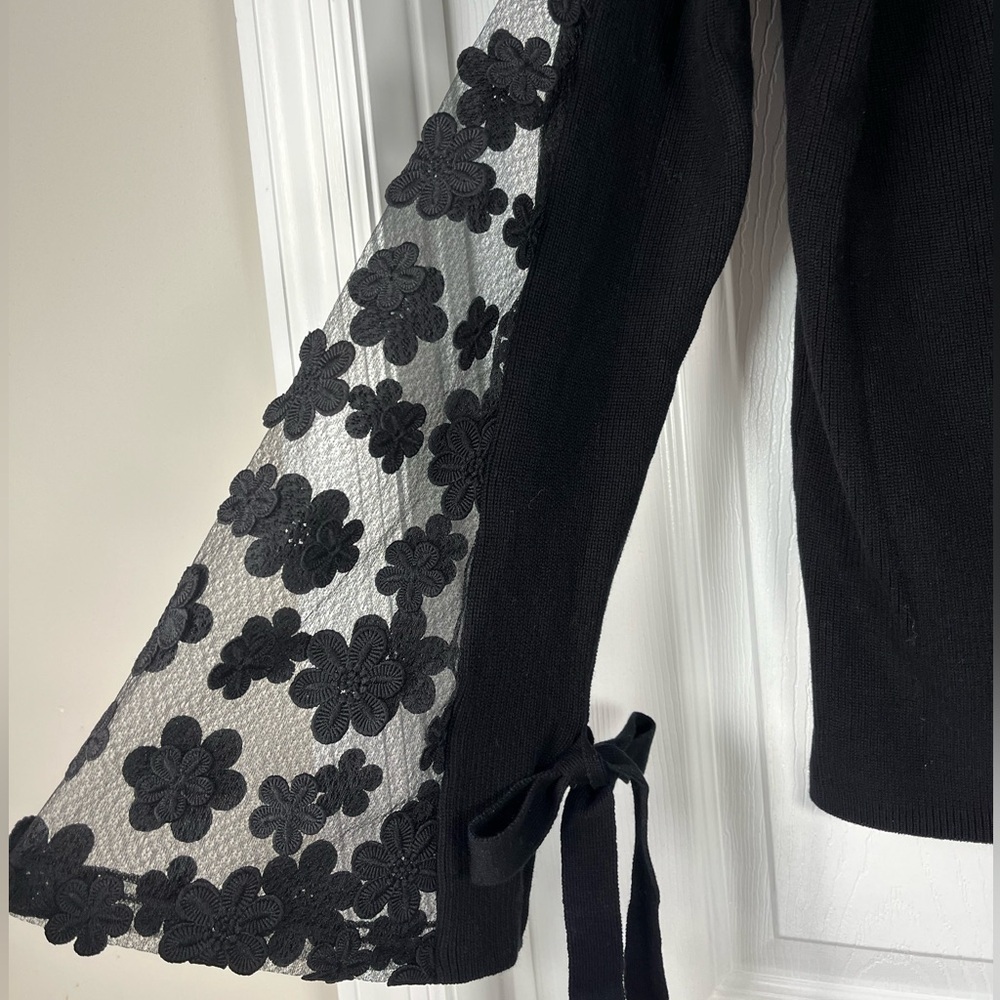 French Connection Black Lace Knit Sweater V-Neck XS - Picture 6 of 9